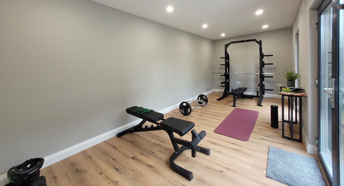 Garden Gym Can Be Turned into an Office 03